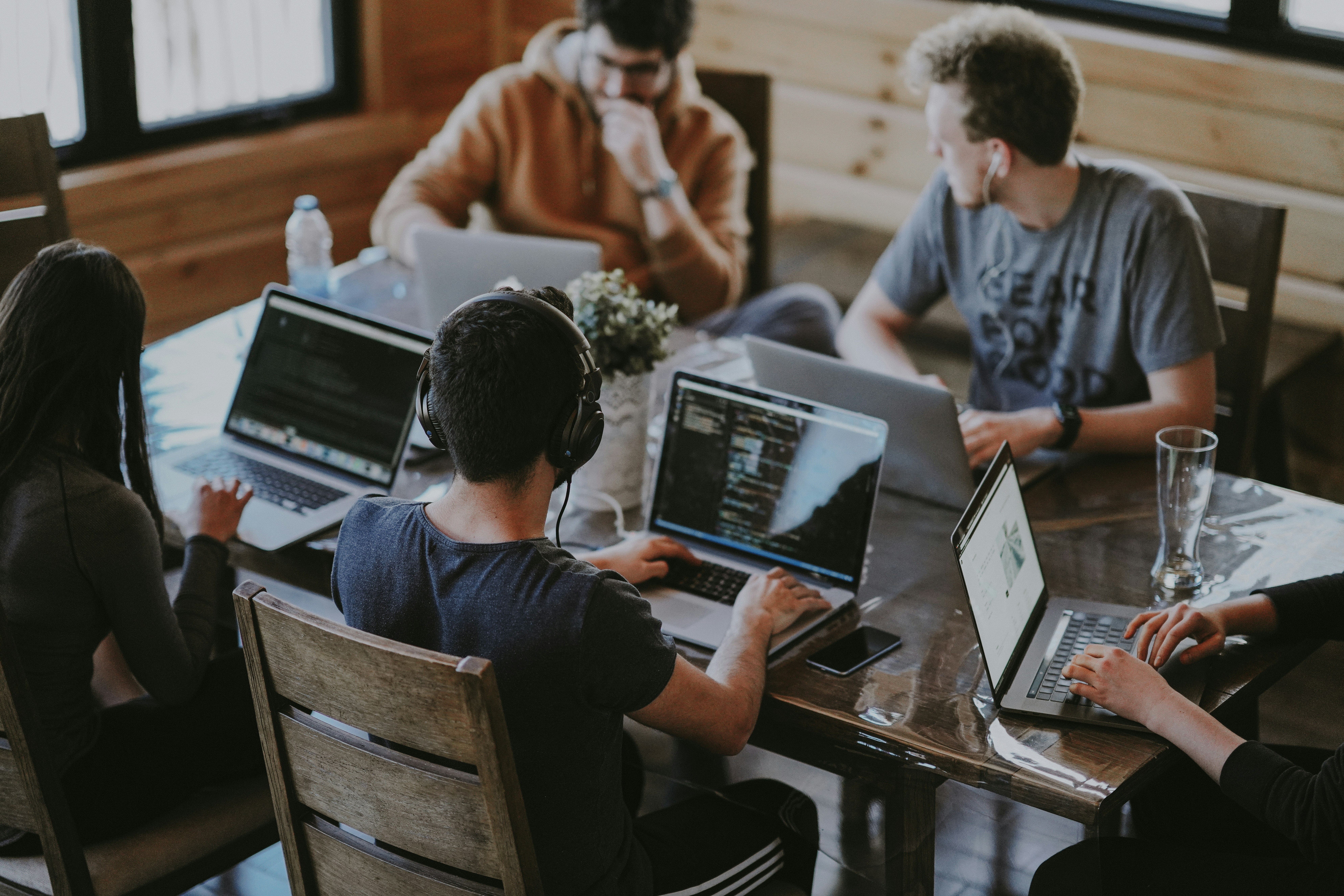 Membangun Tim Agensi Digital yang Solid dan Tahan Lama