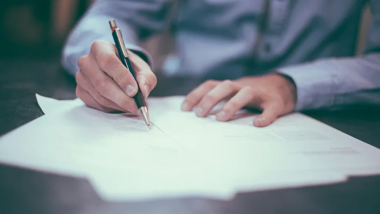 Surat Perjanjian Kerja Sama Digital Marketing: Isi Wajib